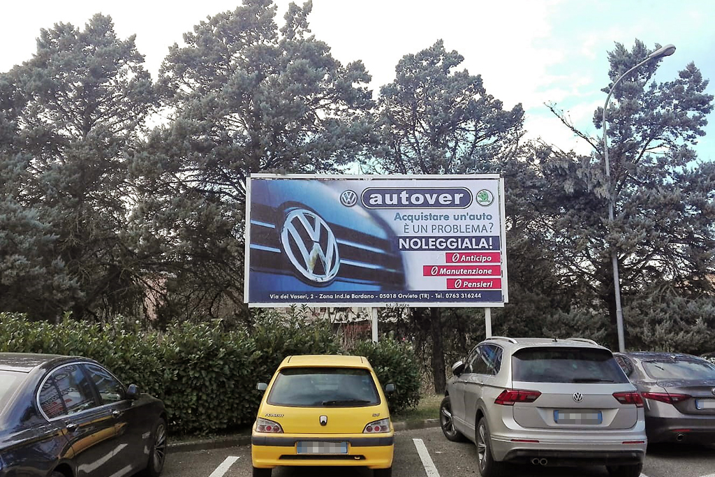 stampa e affissione cartello 6x3 mt per cliente Autover Umbria